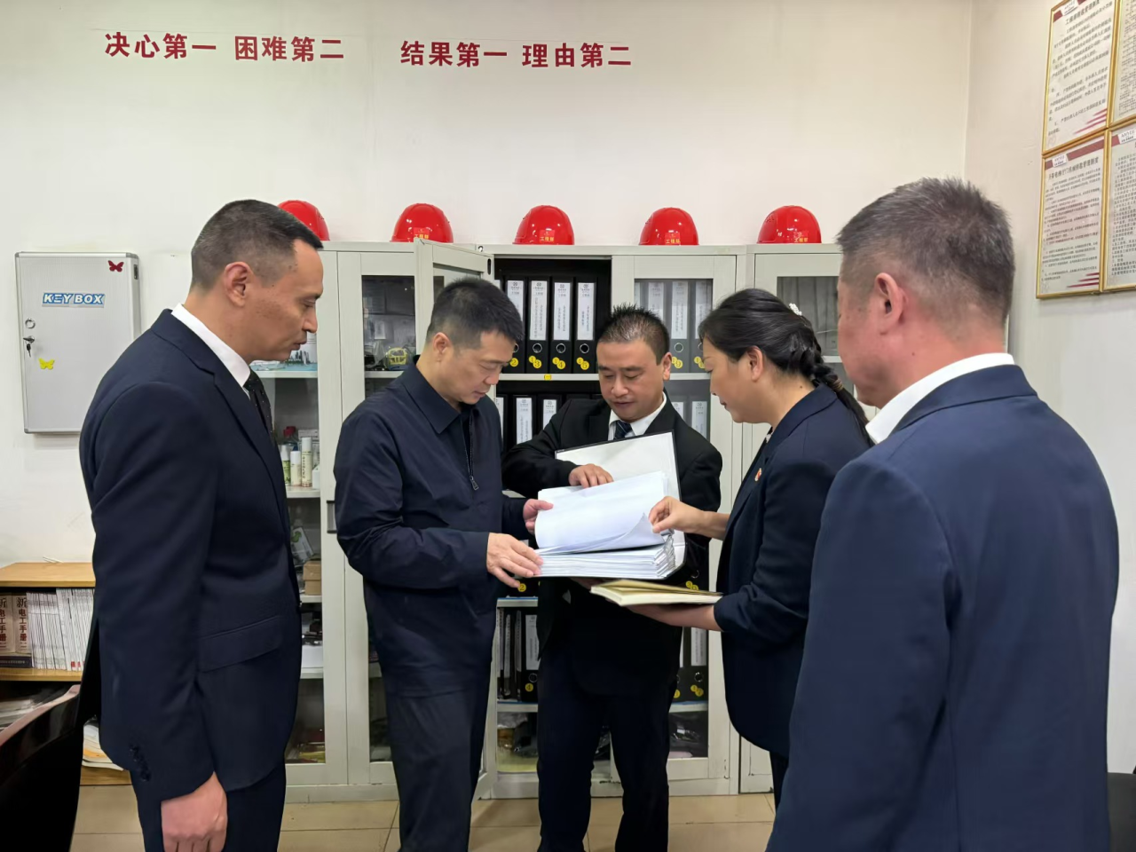 省尊龙集团党委书记、董事长游勇国庆节期间调研督导旗下酒店经营及安全生产工作
